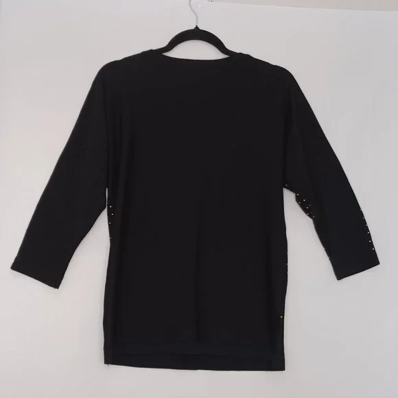 Women's Cable & Gauge Black Sweater with Gold Beaded Front Size Medium - Picture 2 of 7